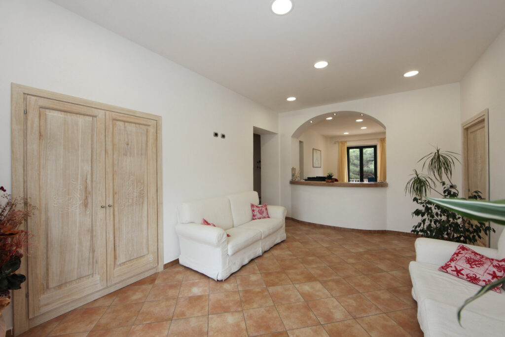 Guest_House_Villabianca_01_GHVB_Reception_rHD